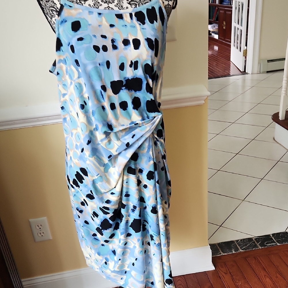 Vera Wang Asymmetrical Dress in Blue and Black